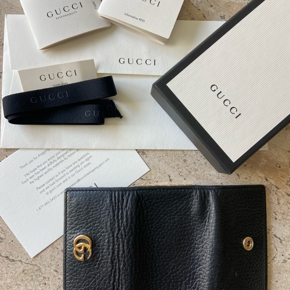 Gucci GG Marmont Key Case - Picture 4 of 7